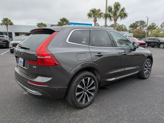 Used 2023 Gray Volvo Plus Bright Theme image 4