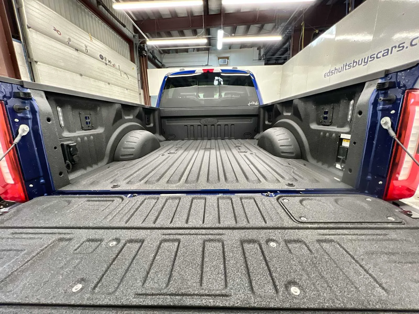 New 2026 Argon Blue Metallic Ford LARIAT image 21