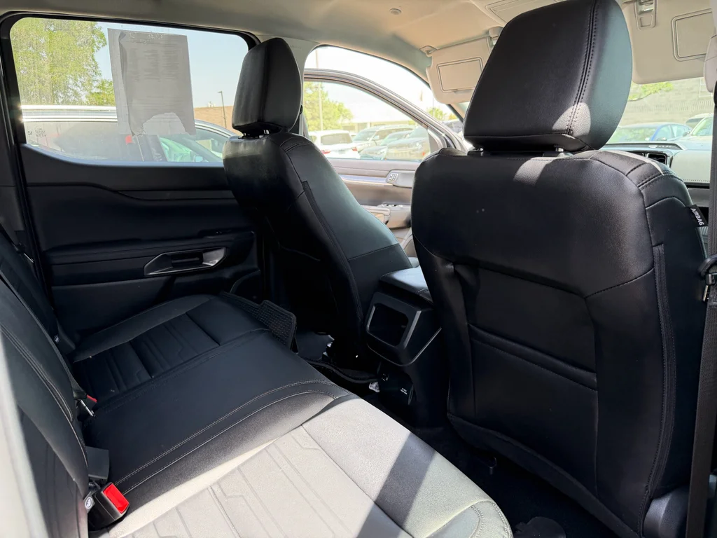 Used 2025 Shadow Black Ford LARIAT image 27