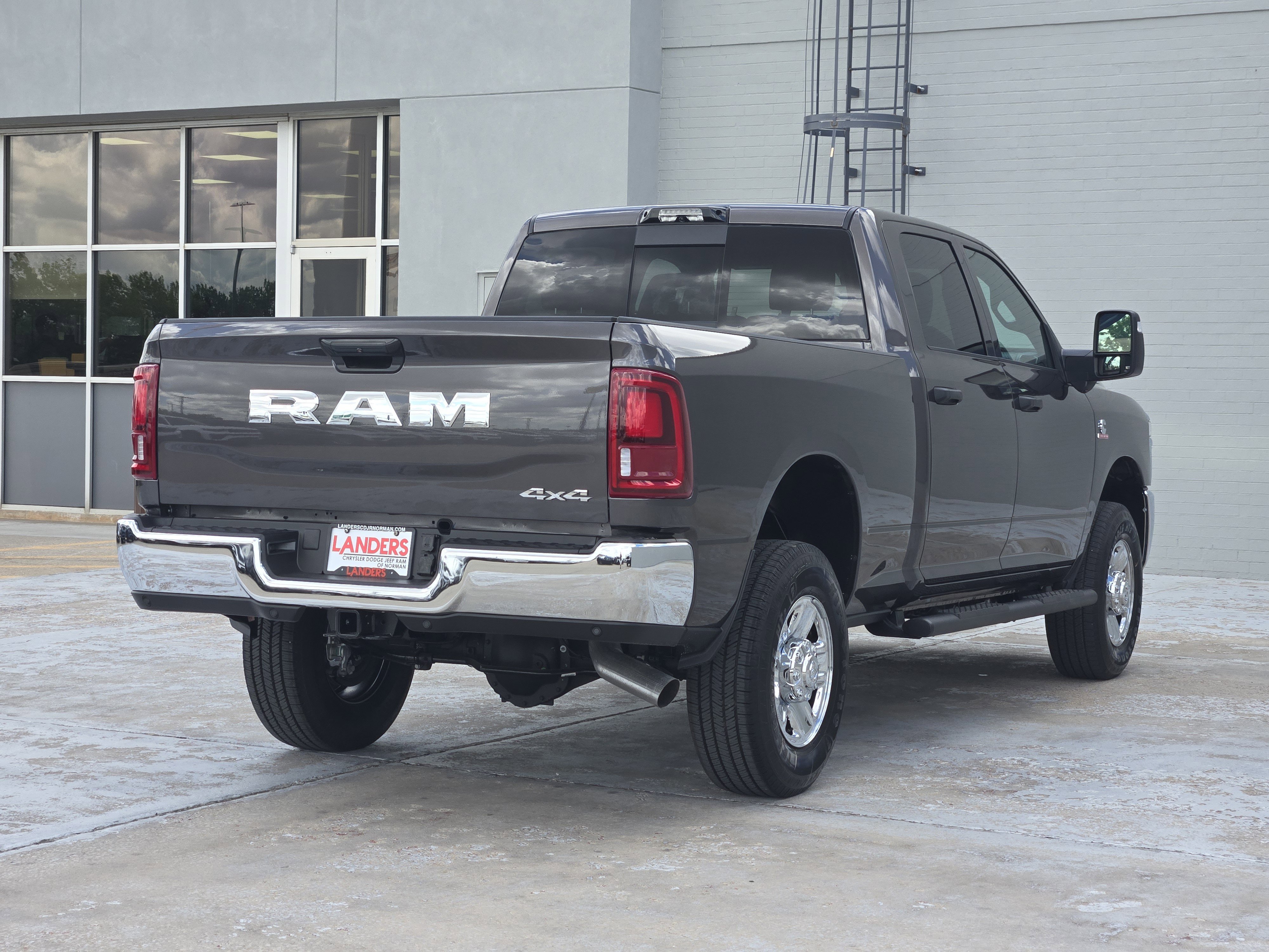 New 2026 Granite Crystal Metallic Clearcoat RAM Tradesman image 4