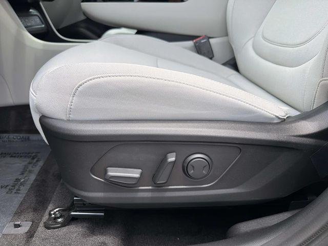 New 2026 Gray Hyundai SEL AWD image 10