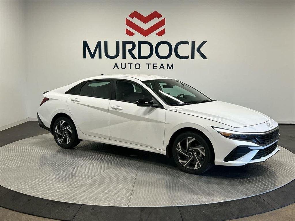 New 2025 Serenity White Hyundai SEL Sport image 21