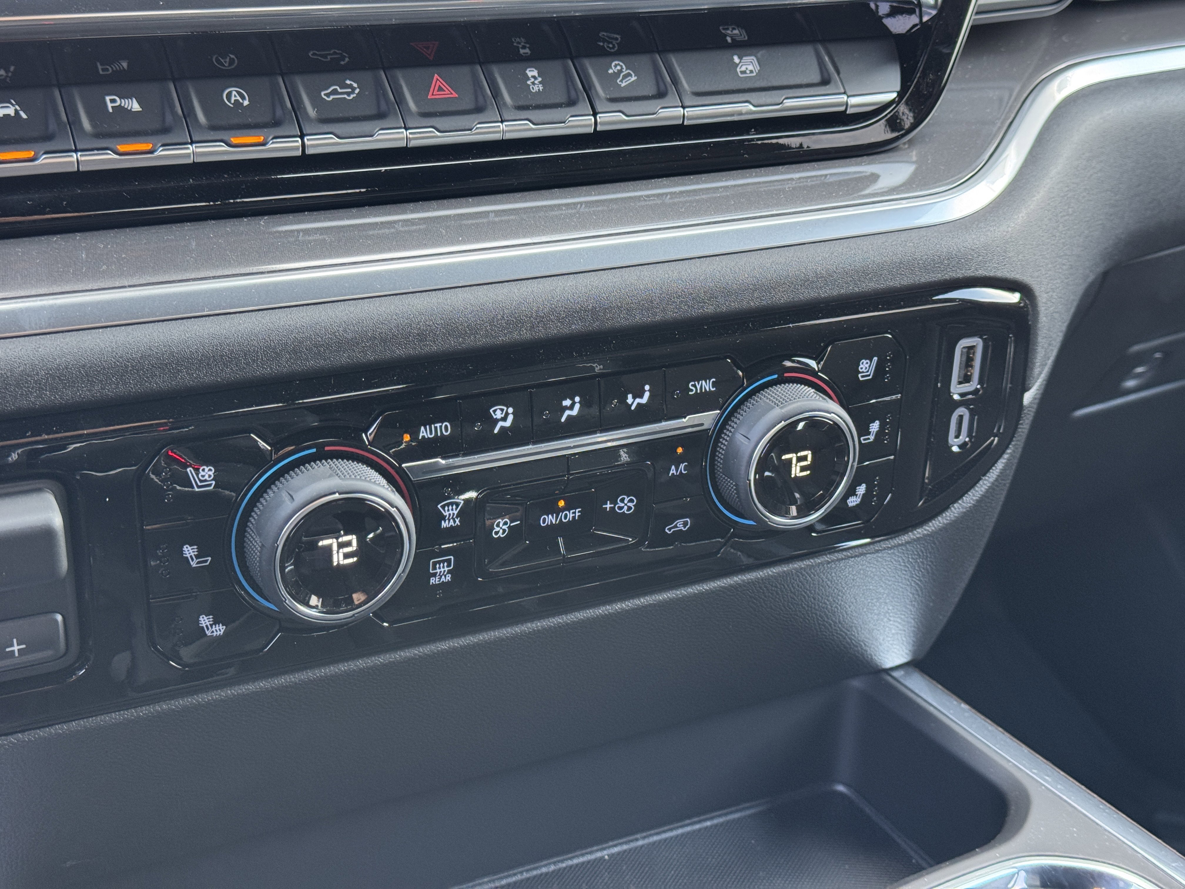 2026 Chevrolet Silverado 1500 High Country - Photo 28