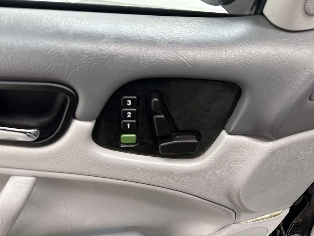 Used 2000 Black Mercedes-Benz CLK 430 image 14