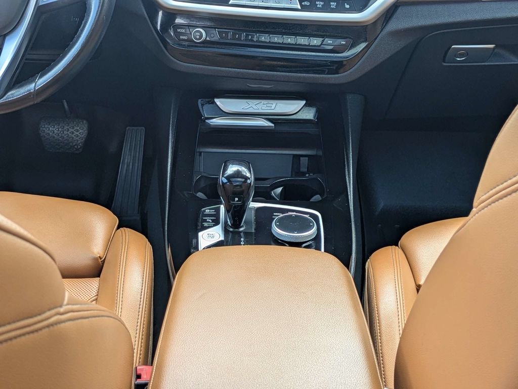 Used 2022 Black BMW sDrive30i image 20