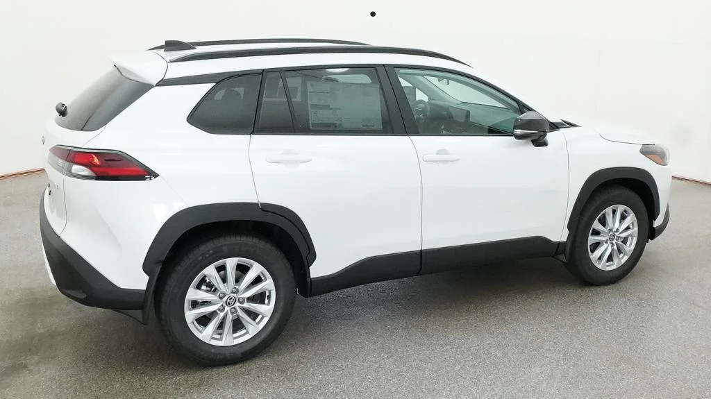 New 2026 Wind Chill Pearl Toyota LE image 16