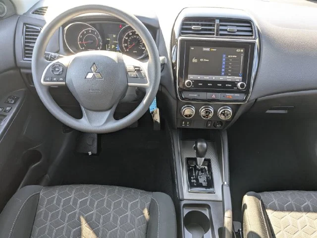 New 2027 Gray Mitsubishi ES image 15