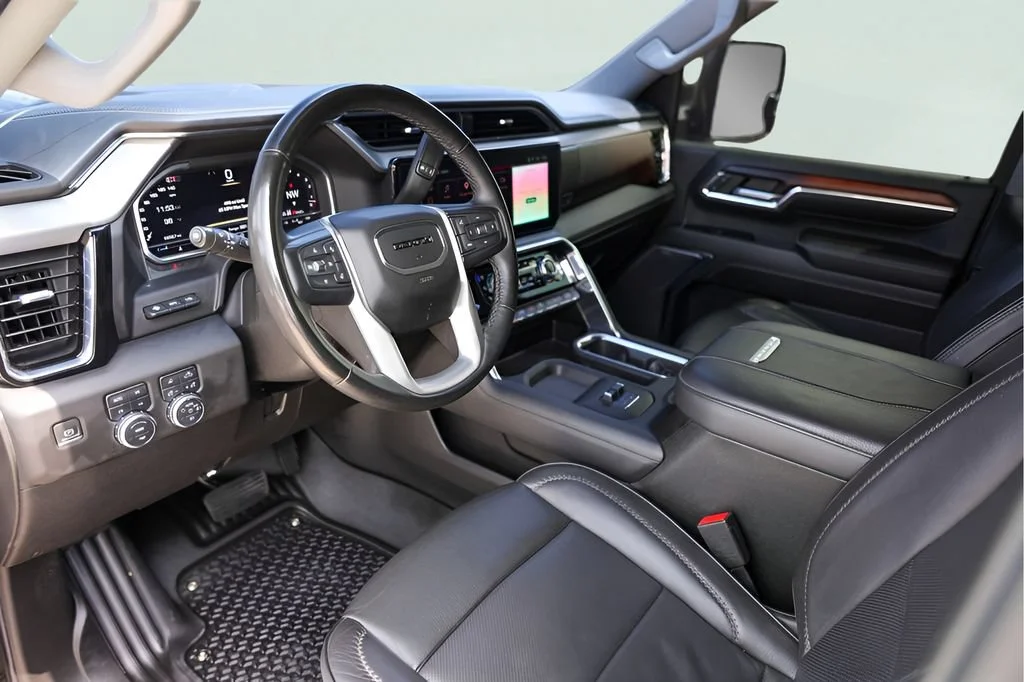 Used 2024 Onyx Black GMC Denali image 13