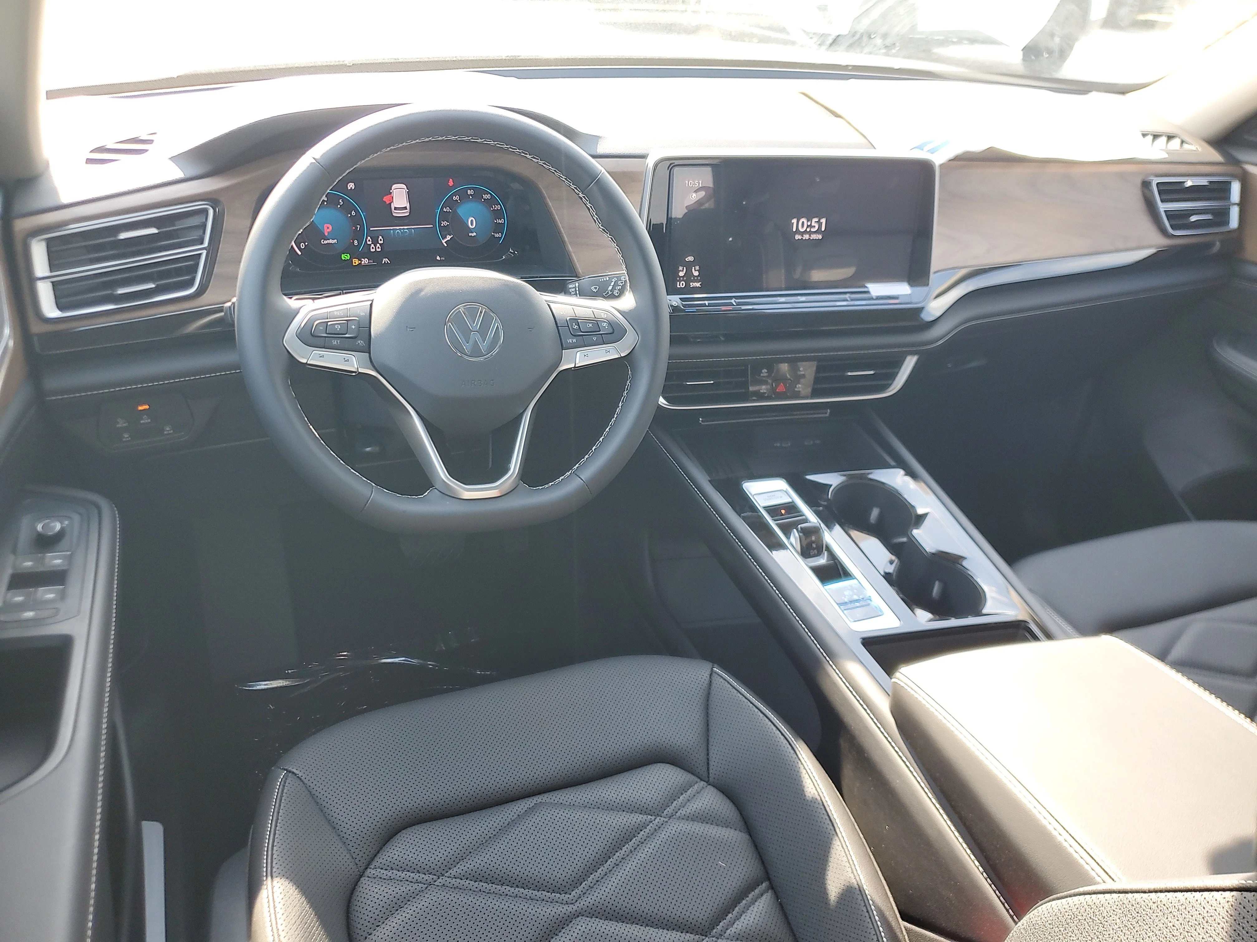 New 2026 Black Volkswagen 2.0T SE w/Technology image 12