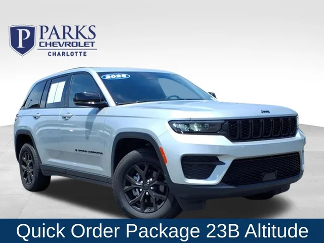 2025 Jeep Grand Cherokee Altitude