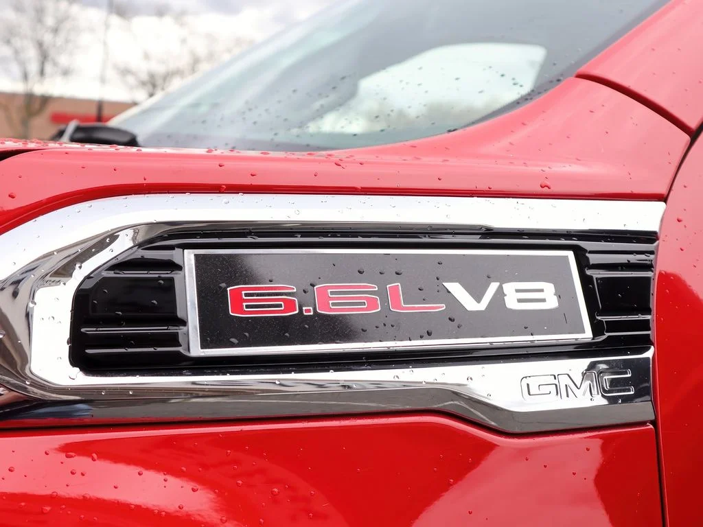 Used 2021 Cardinal Red GMC SLE image 30