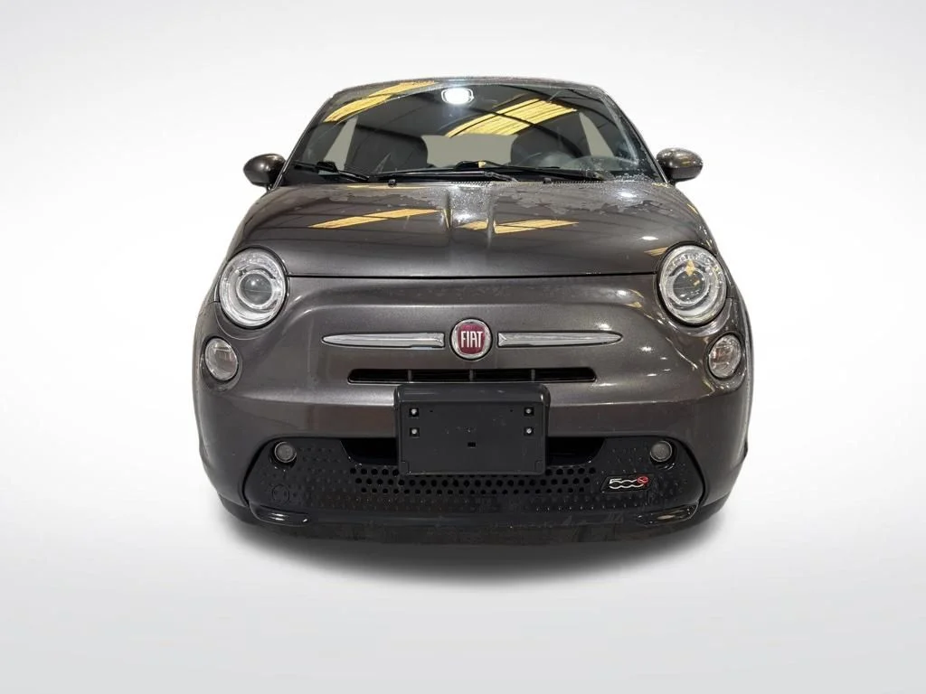 Used 2018 FIAT 500e Battery Electric with VIN 3C3CFFGE7JT489926 for sale in Roswell, GA