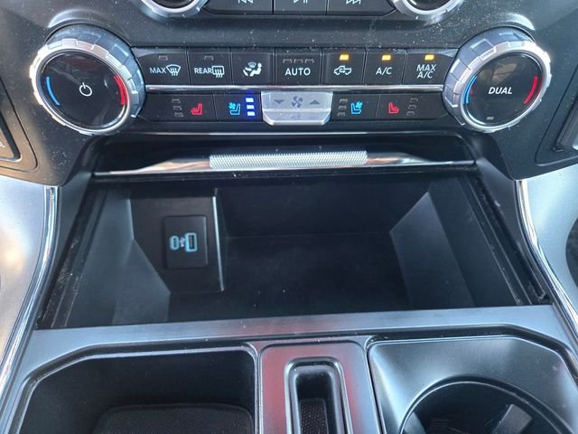 Used 2023 White Ford Lariat image 15