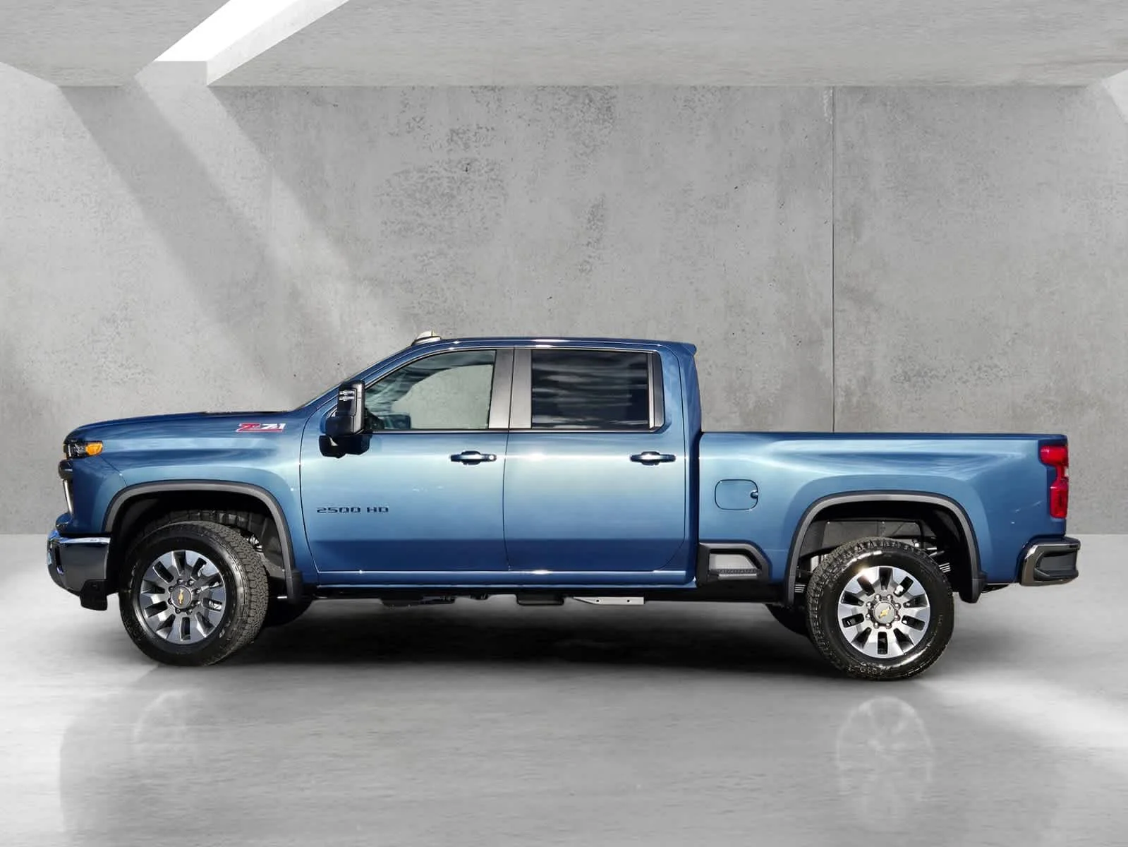 New 2026 Lakeshore Blue Metallic Chevrolet LT image 7