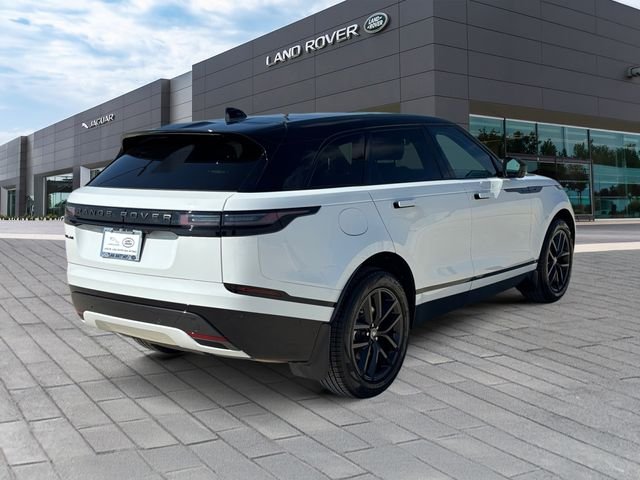 Certified Used 2026 White Land Rover Dynamic SE image 5