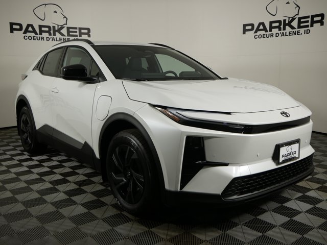 New 2026 Wind Chill Pearl Toyota SE image 4