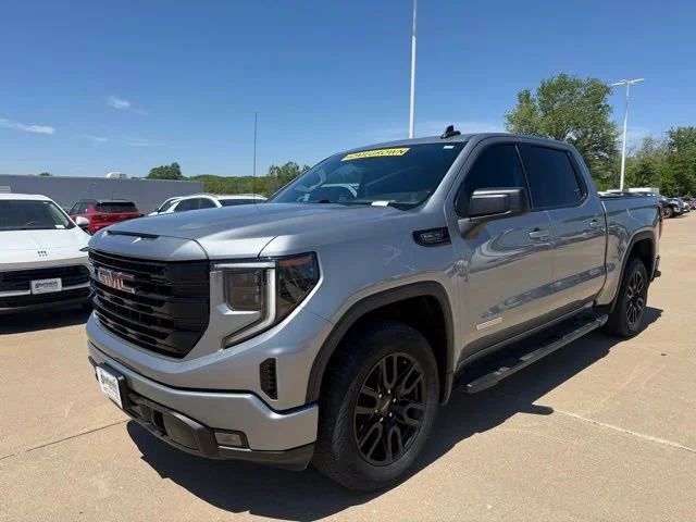 Used 2024 Sterling Metallic GMC Elevation image 7
