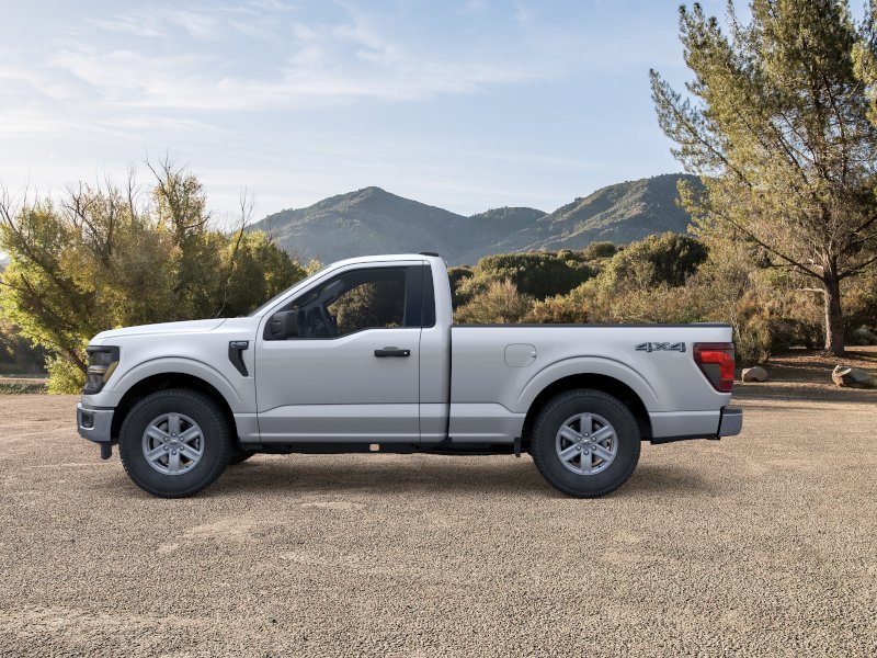 New 2026 Iconic Silver Metallic Ford XL image 27