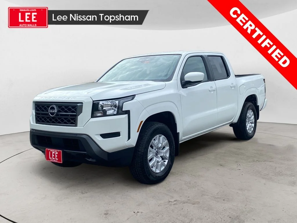 Certified Used 2023 Glacier White Nissan  image 1