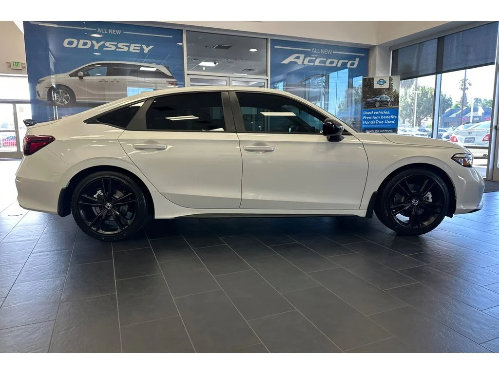 New 2026 Platinum White Pearl Honda  image 3