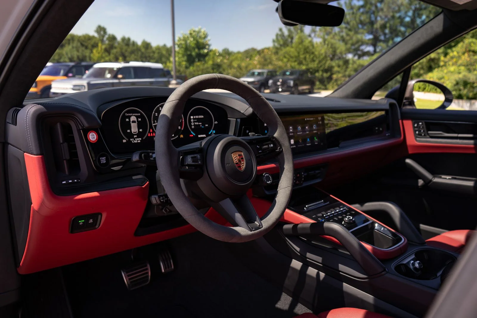 Used 2023  Porsche GTS image 31