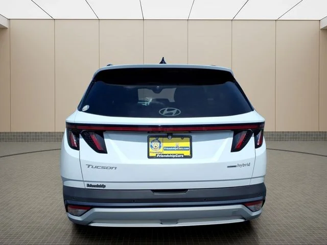 Used 2025 White Hyundai Limited image 10