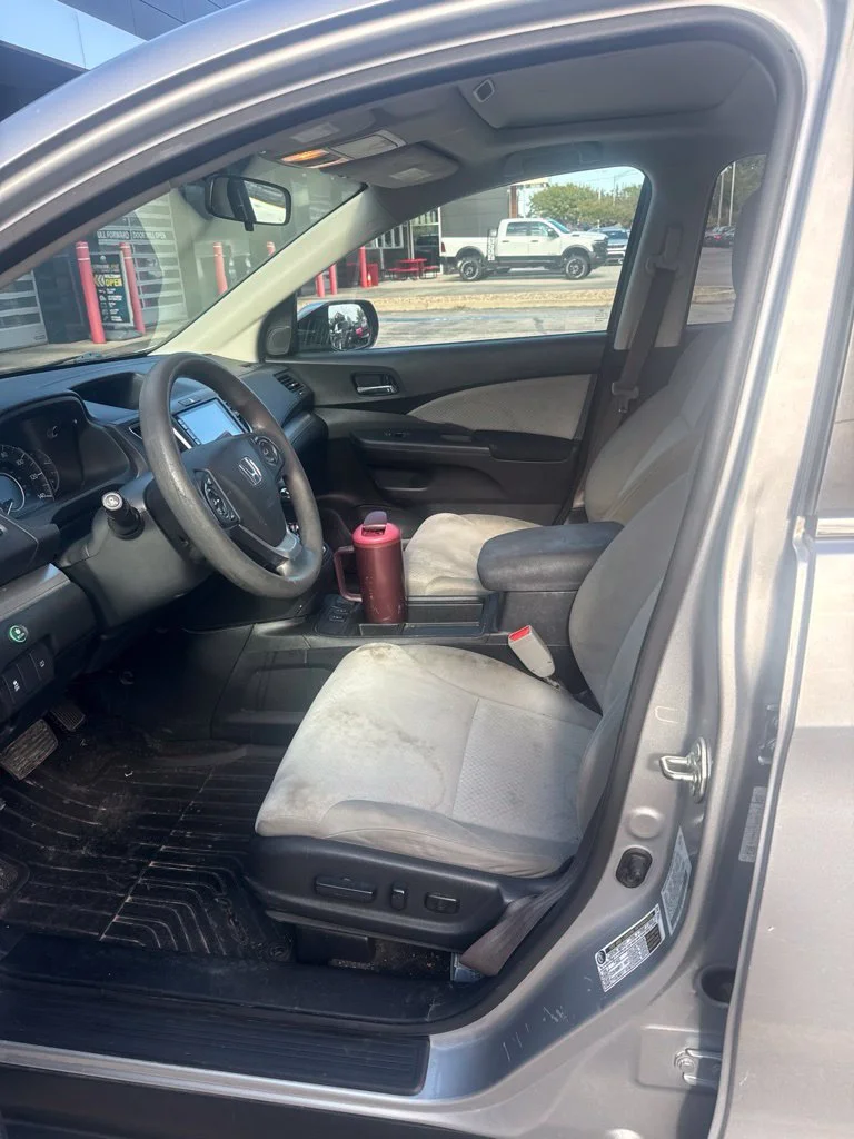 Used 2016  Honda EX image 6
