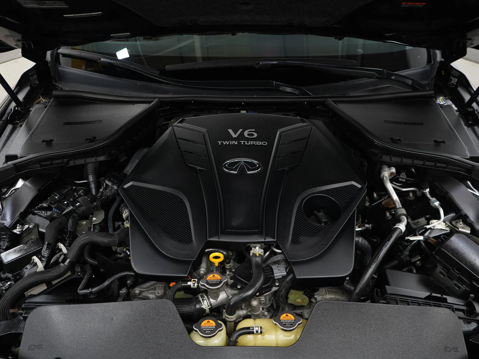 Used 2021 Black Obsidian INFINITI 3.0t LUXE image 28