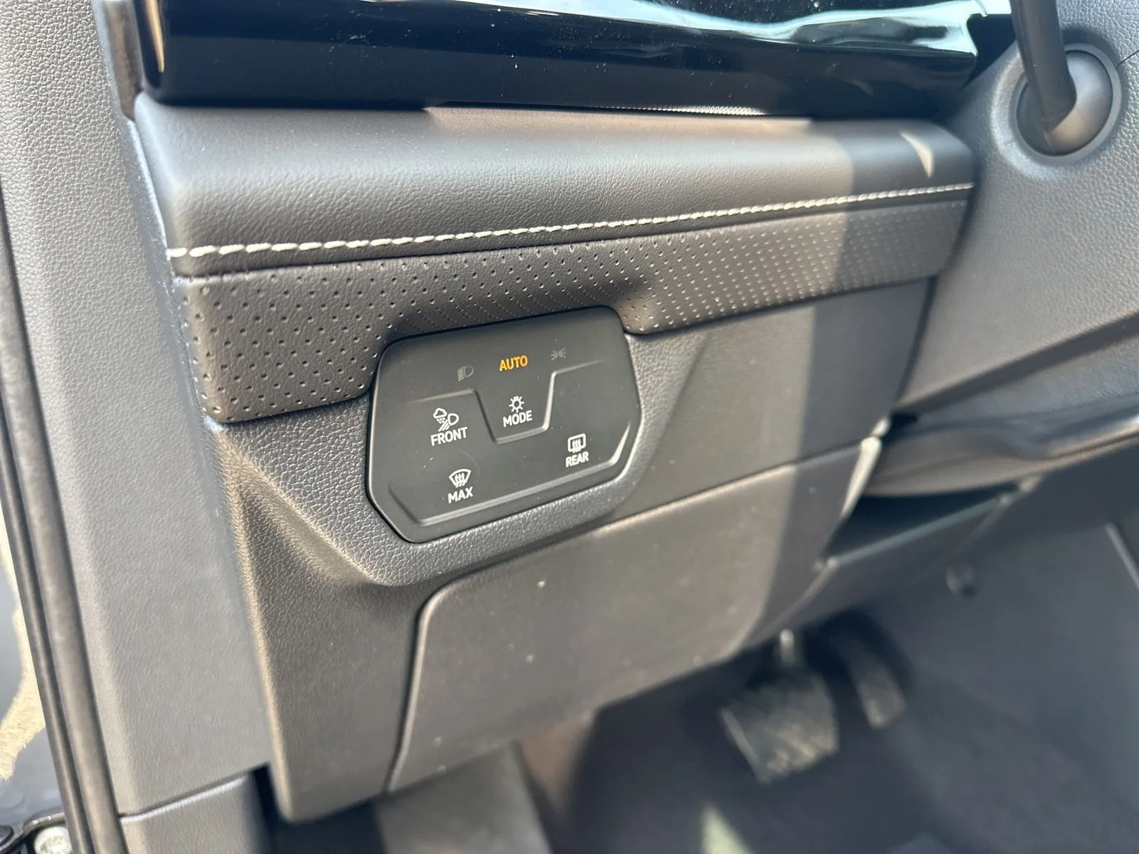 New 2026 Gray Volkswagen 2.0T SEL image 15
