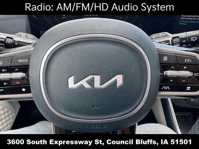 Used 2025 White Kia SX image 12