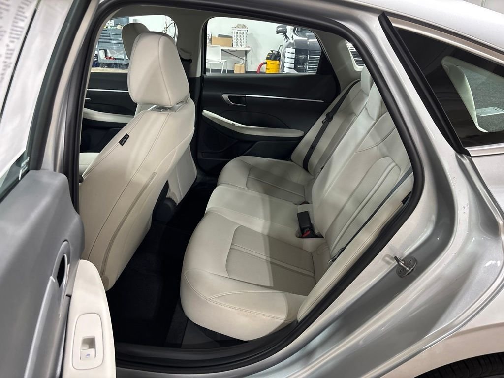 Certified Used 2025 Silver Hyundai SE image 26