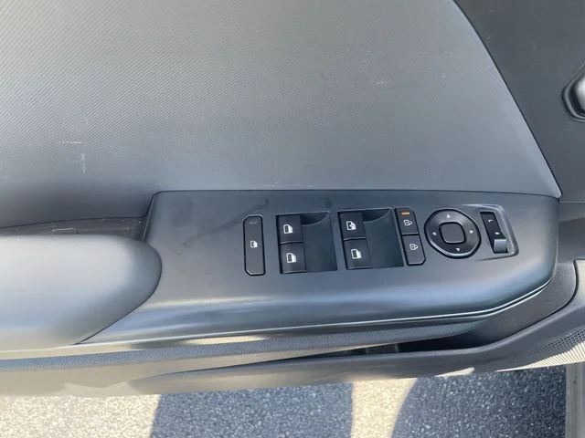 2025 Kia K4 LXS - Photo 15