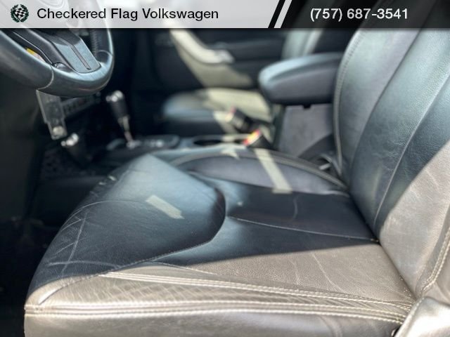 Used 2014 Black Clearcoat Jeep Rubicon image 16