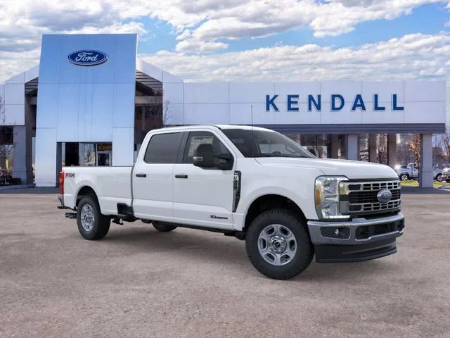 New 2026 Oxford White Ford XLT image 7