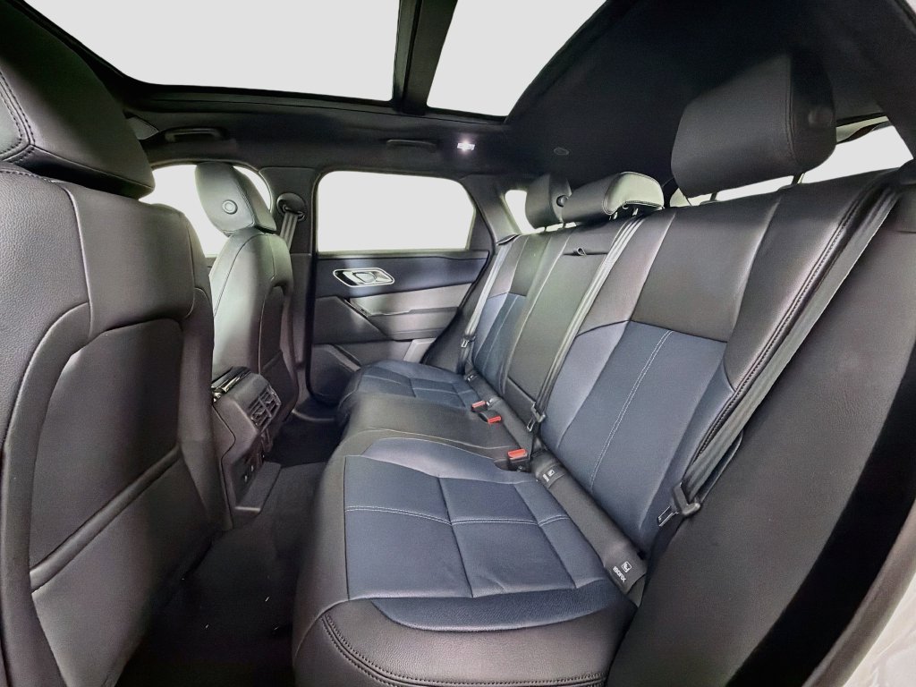 New 2026 Fuji White Land Rover S image 26