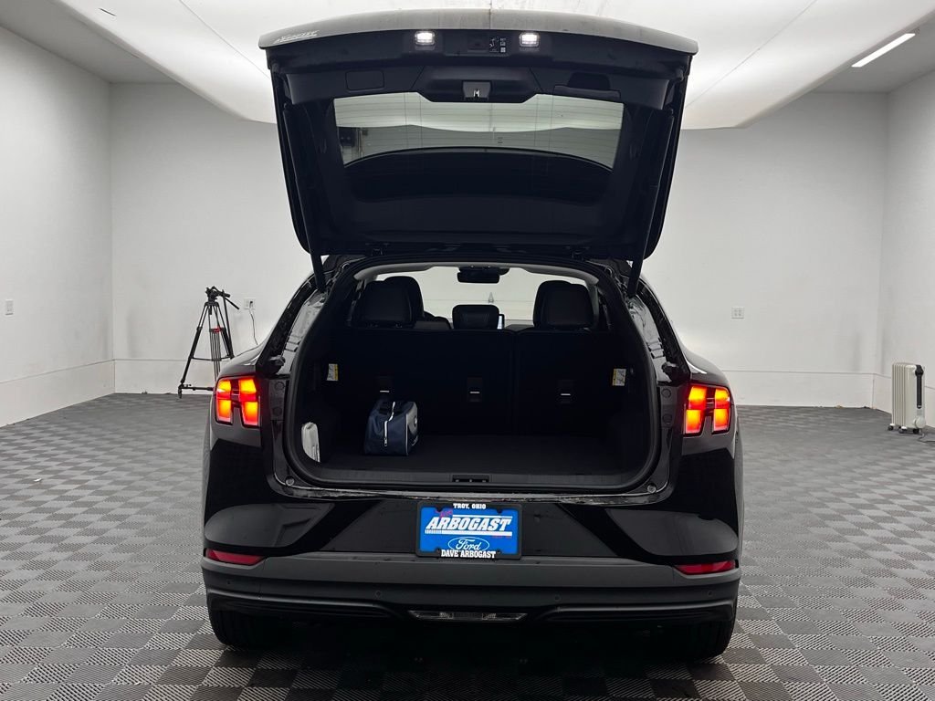 New 2026 Black Ford Premium image 12