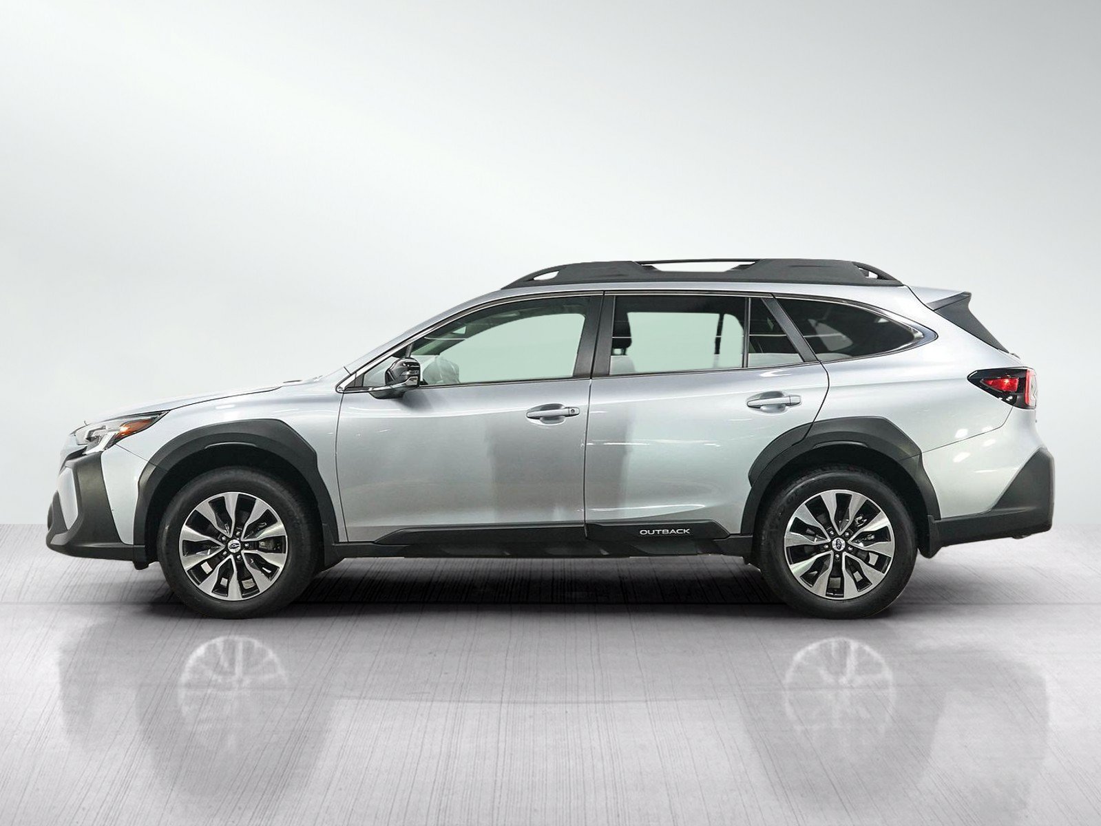 Used 2024 Subaru Outback Limited with VIN 4S4BTANC3R3191820 for sale in South Saint Paul, Minnesota