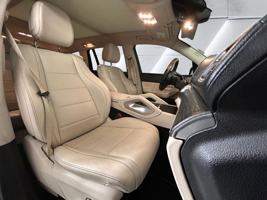 Used 2021 Black Mercedes-Benz GLS 450 image 14