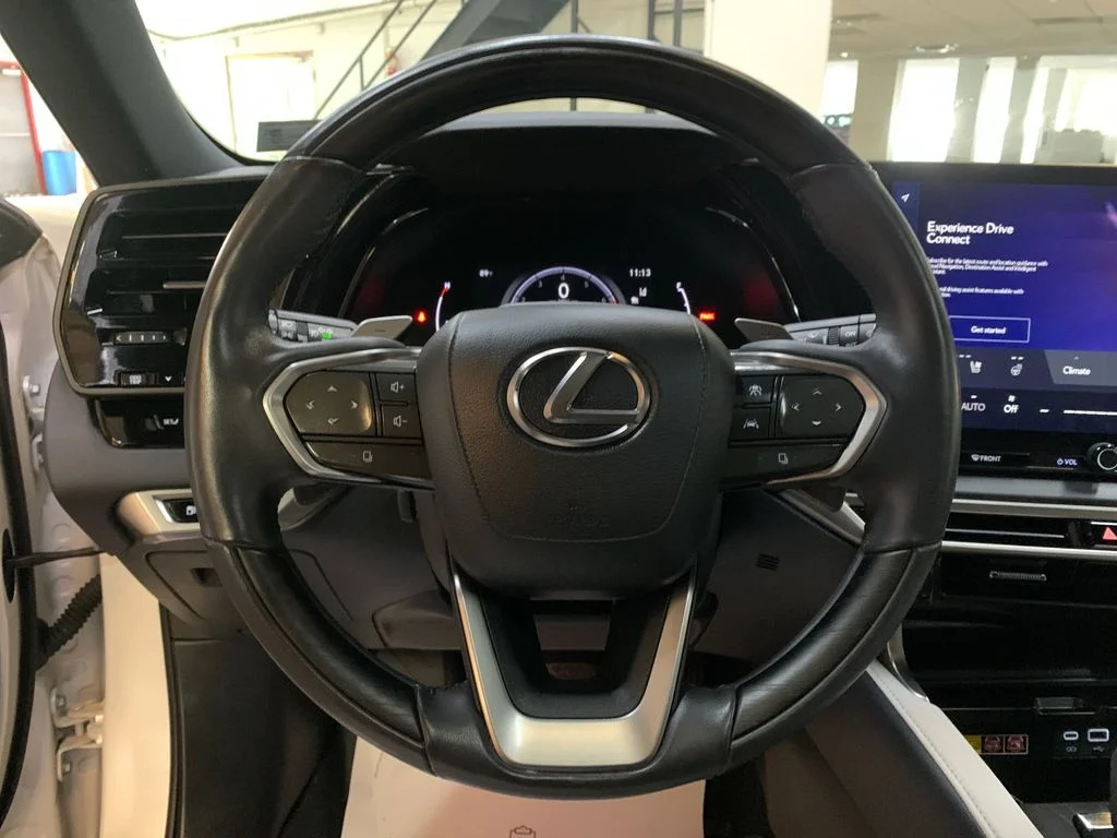 Used 2023 White Lexus 350 Premium Plus image 28