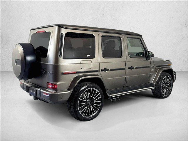 New 2027 MANUFAKTUR Monza Grey Magno Mercedes-Benz AMG® G 63 image 35