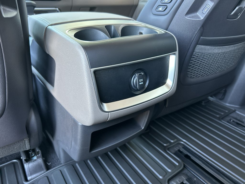 New 2026 Snow White Pearl Kia EX image 15
