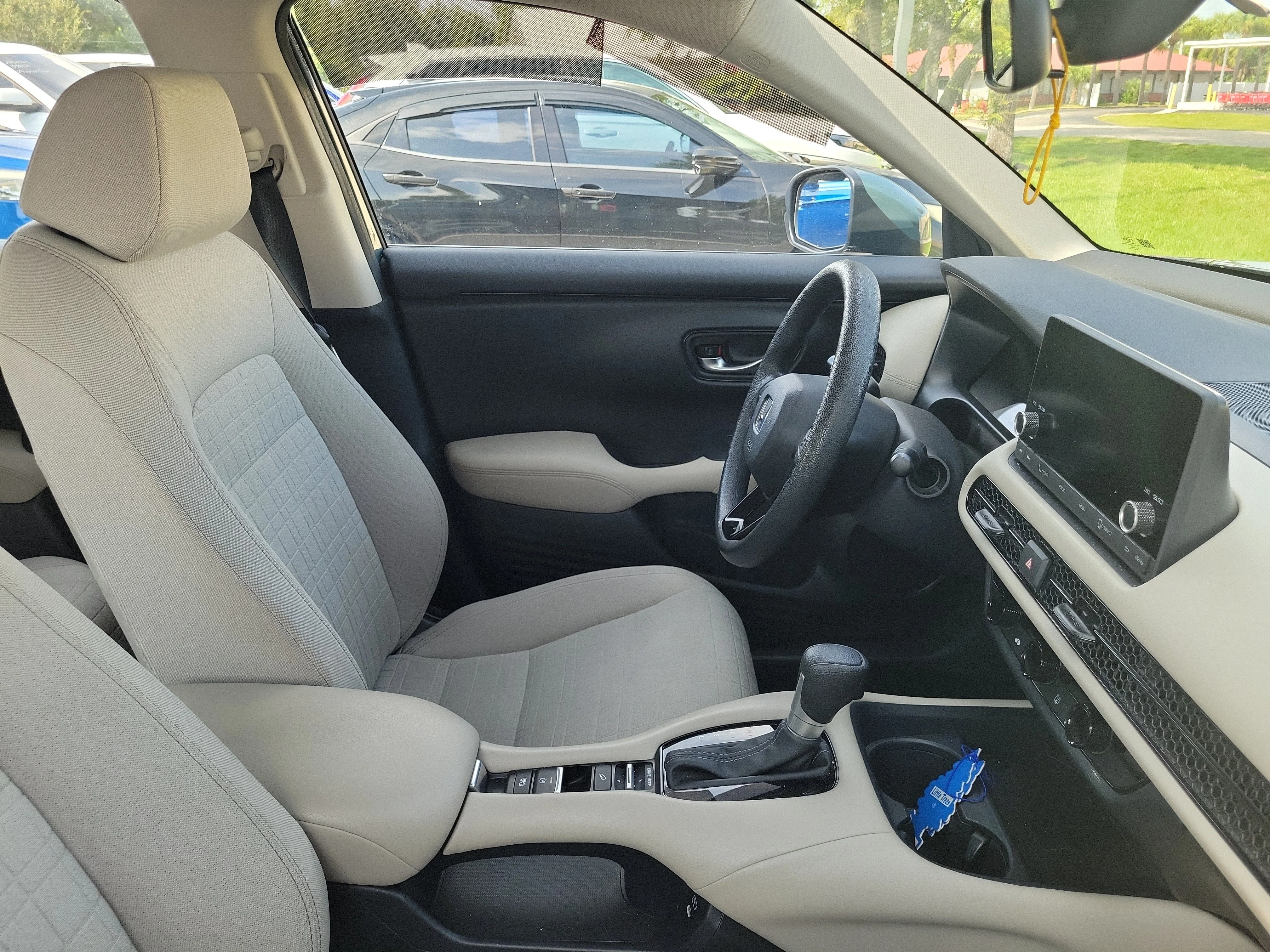 Used 2024 Urban Gray Pearl Honda LX image 3