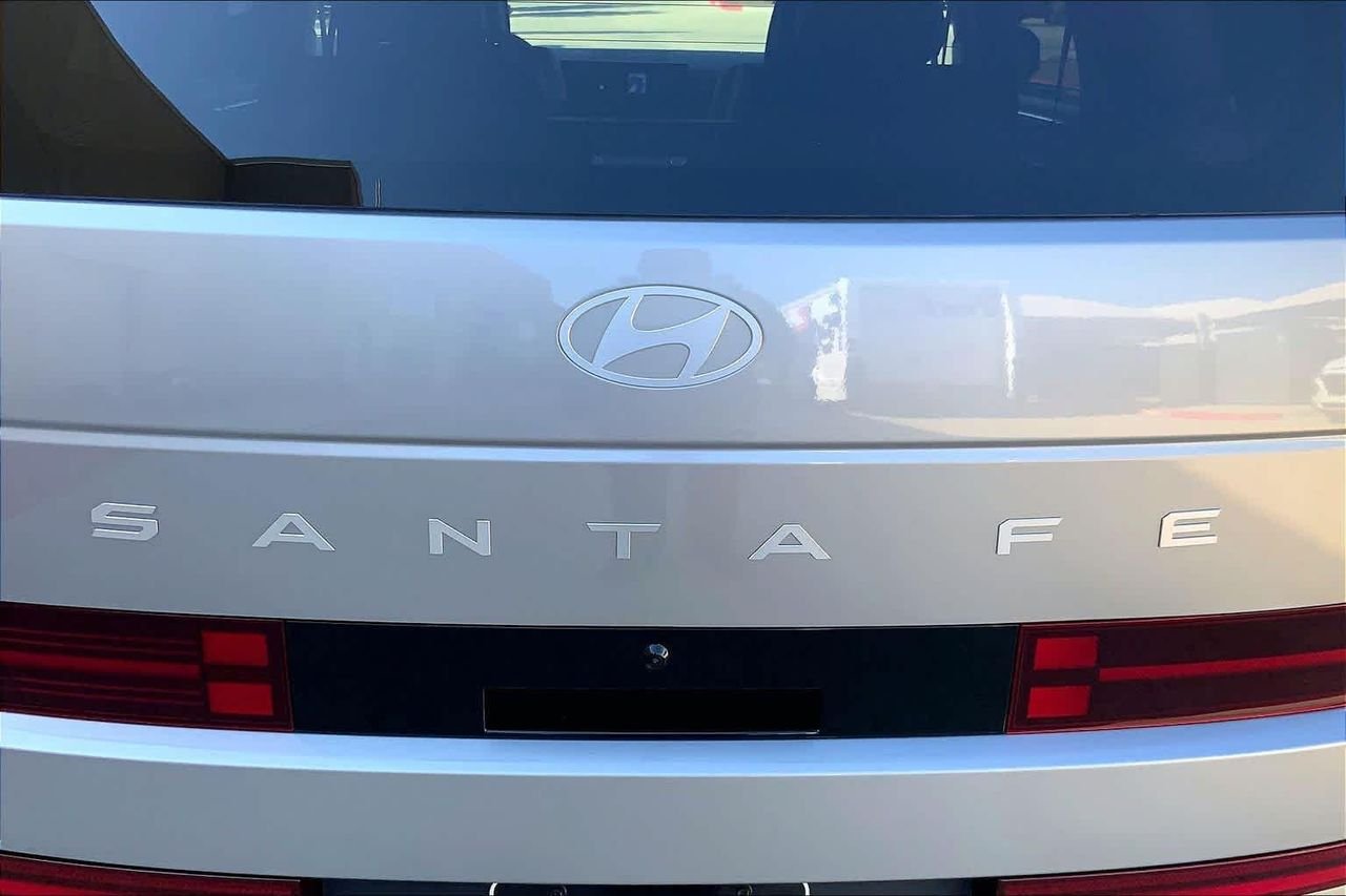 New 2026 Shimmering Silver Hyundai Limited AWD image 15