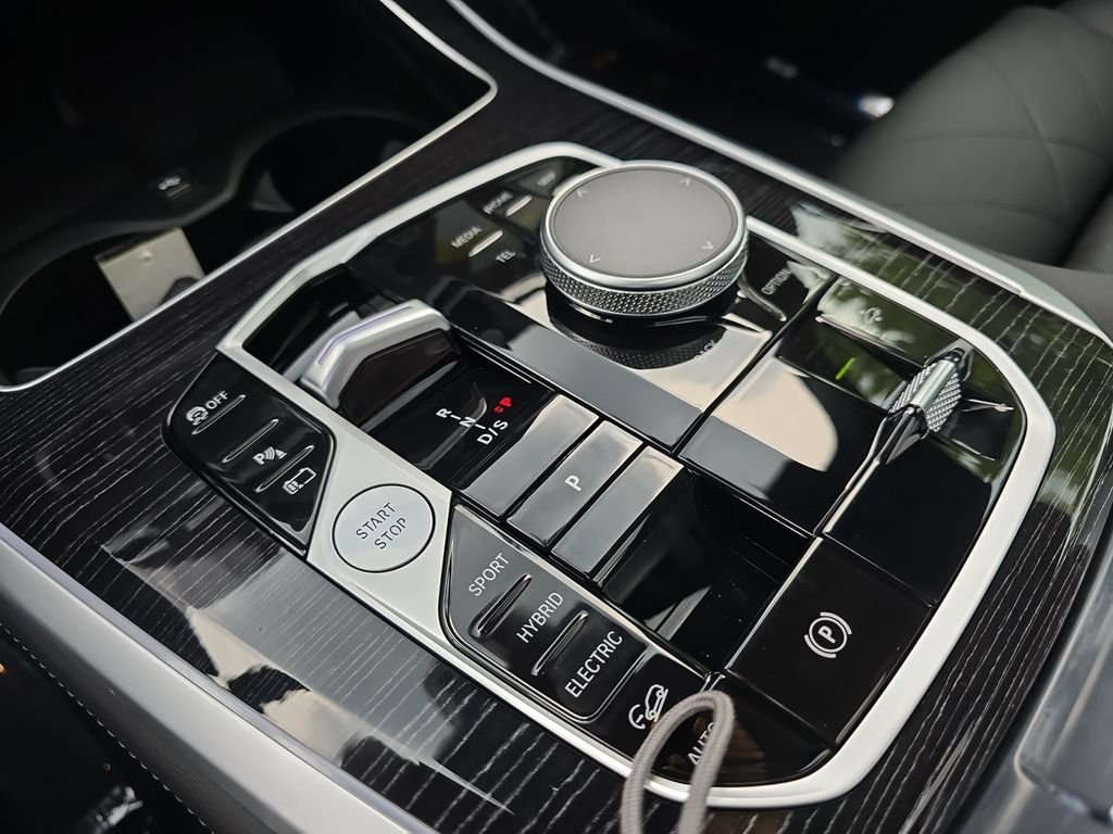 New 2026 Brooklyn Grey Metallic BMW xDrive50e image 25