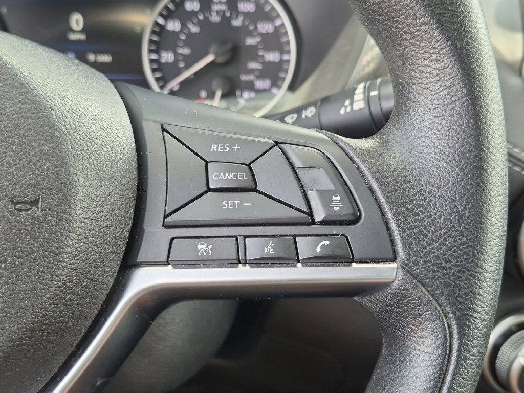 Used 2025 White Nissan SV image 23