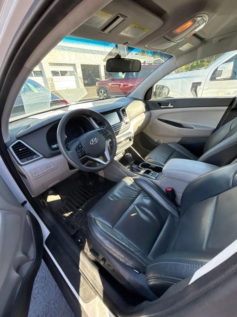 Used 2018 Dazzling White Hyundai SEL image 5
