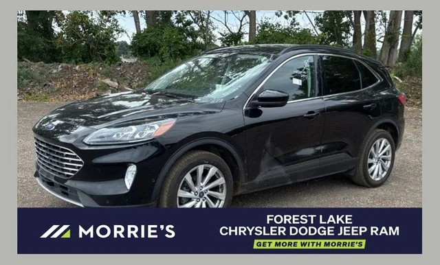 2022 Ford Escape Titanium
