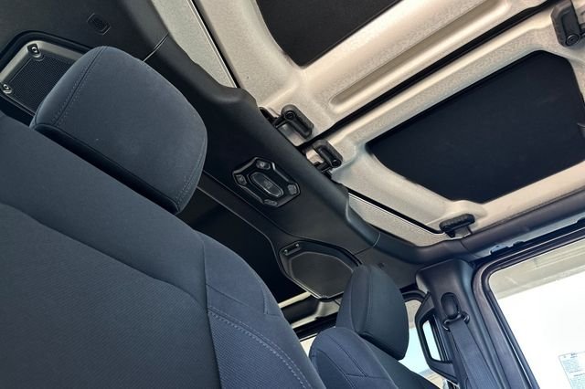 Certified Used 2022 Gray Jeep Sport image 18