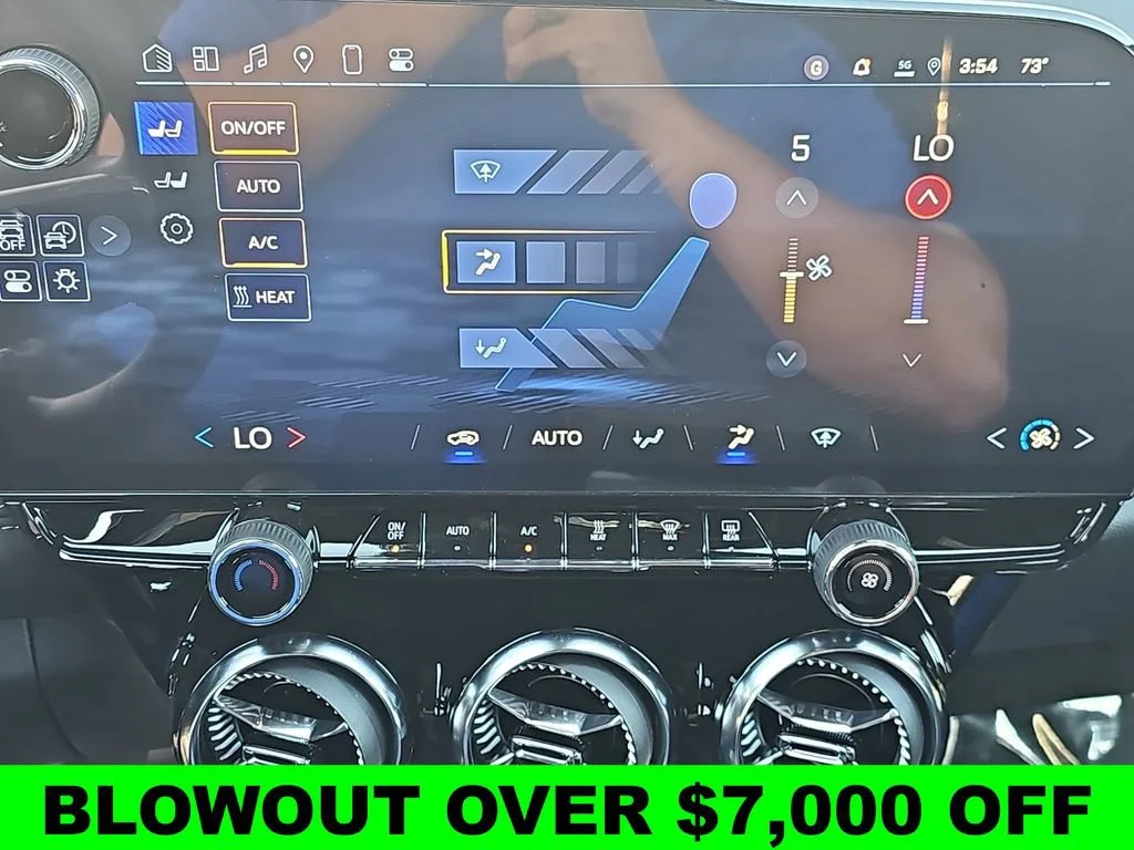 2025 Chevrolet Blazer EV LT - Photo 19