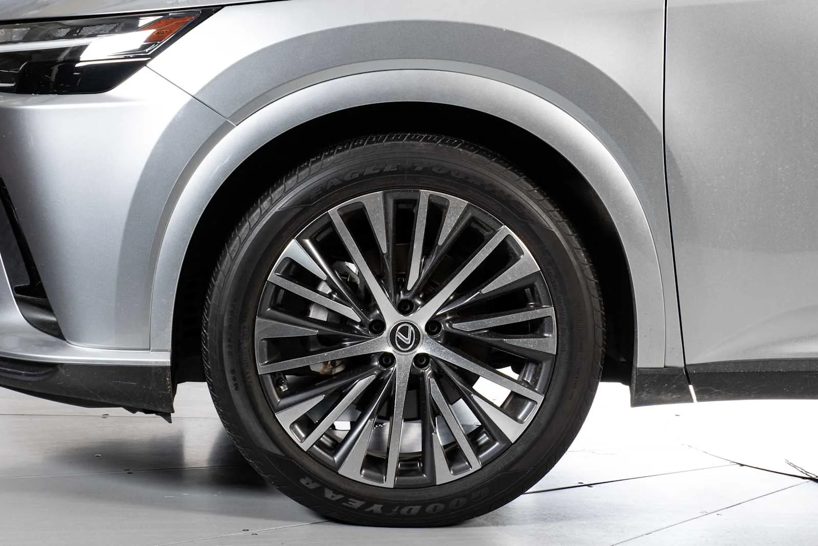 Certified Used 2023 IRIDIUM Lexus Premium Plus image 10